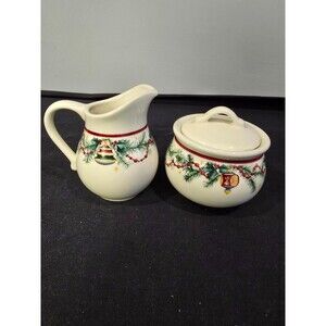 Pfaltzgraff Holiday Garland Christmas Creamer & Covered Sugar Bowl Set